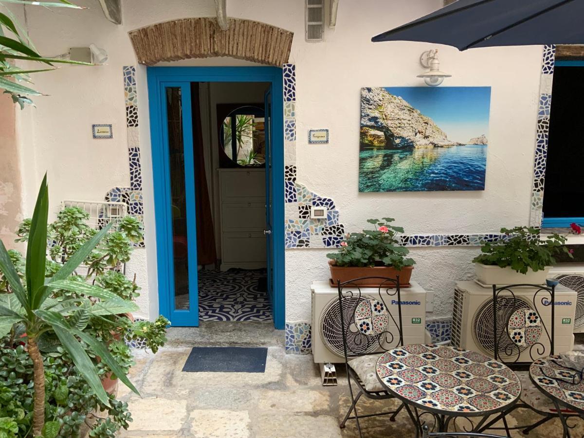 Cortile Azzurro Hotel Trapani Kültér fotó