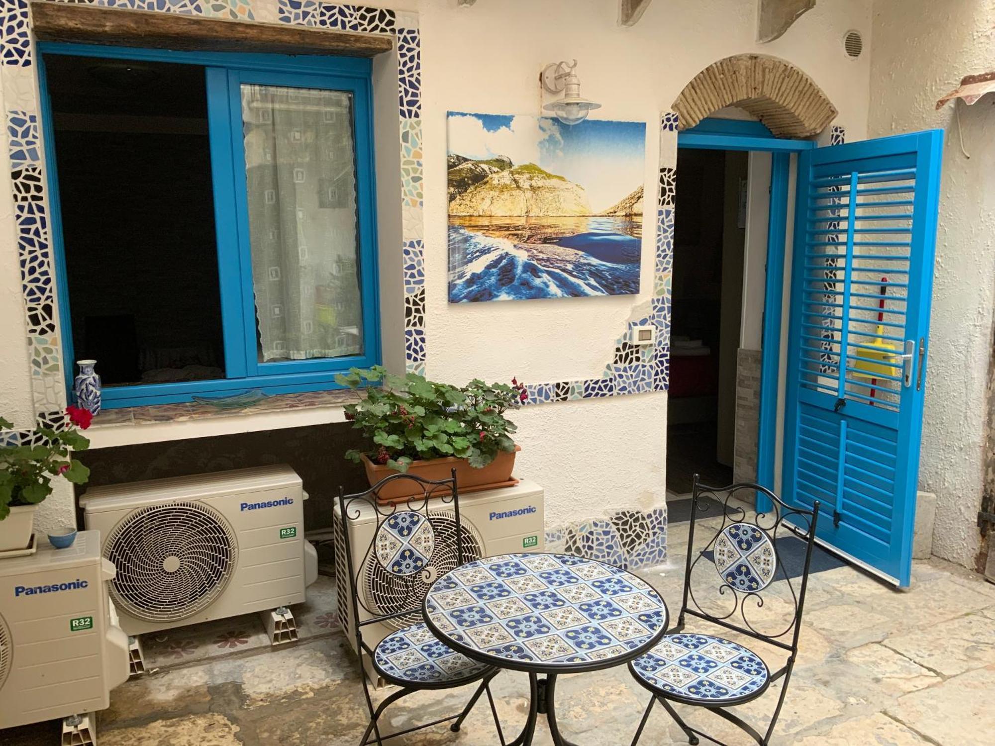 Cortile Azzurro Hotel Trapani Kültér fotó